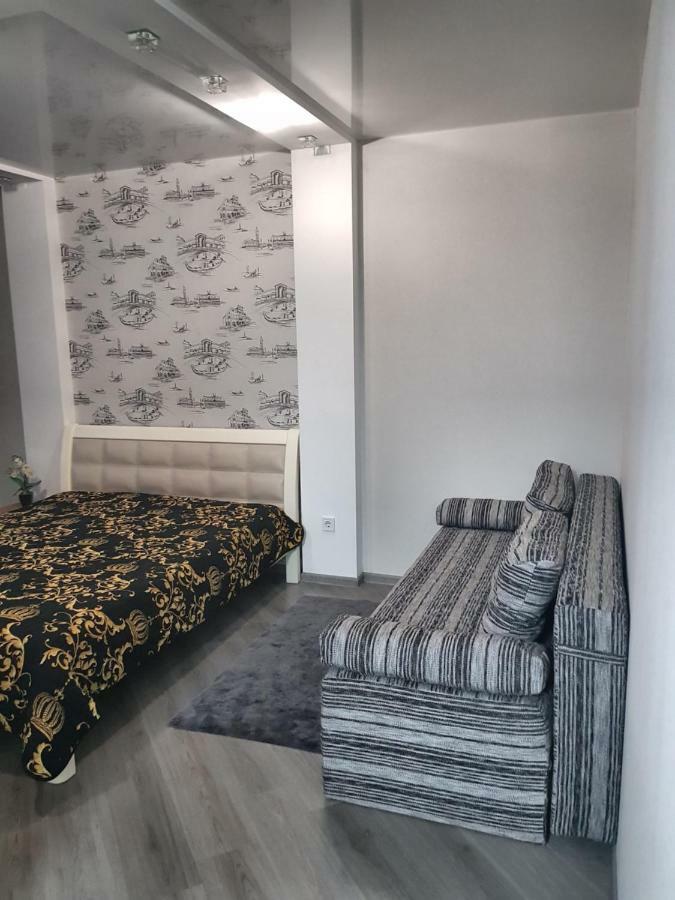 Стильные Аппартаменты На Новых Домах Kharkiv Eksteriør bilde