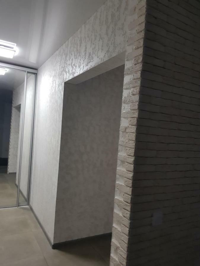 Стильные Аппартаменты На Новых Домах Kharkiv Eksteriør bilde